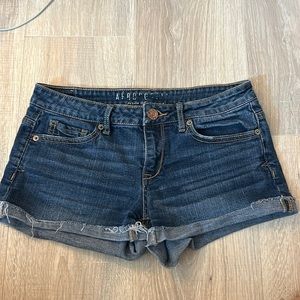 low waist jean shorts